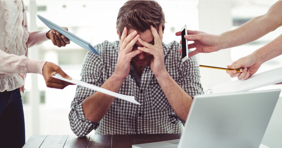 trabajadores reincorporándose tras una baja de larga duración