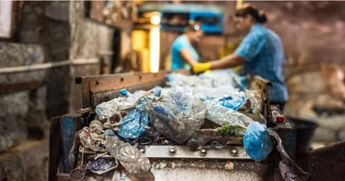 Gestión de residuos industriales: normativas y riesgos para la salud y el medio ambiente