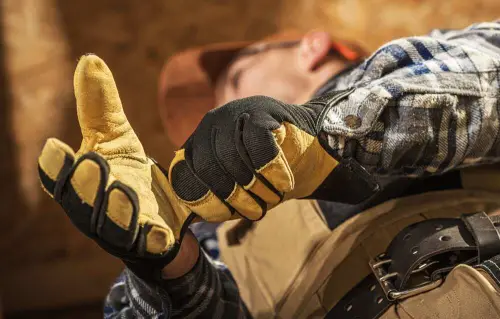 Uso obligatorio de guantes: normativa, tipos y aplicación en el trabajo