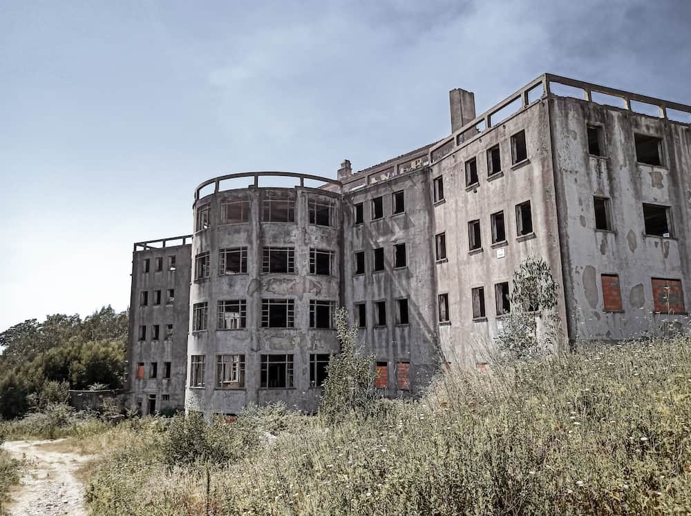 Fases del proceso de demolición de un edificio